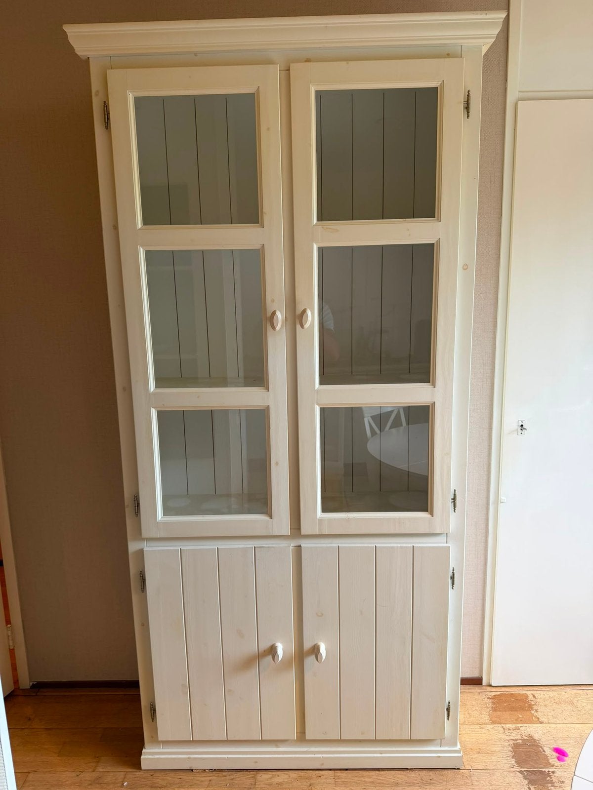 Witte kast met glazendeuren 2.10 m bij 1m, Huis en Inrichting, Kasten | Buffetkasten, Ophalen, Met deur(en), 50 tot 100 cm, Zo goed als nieuw