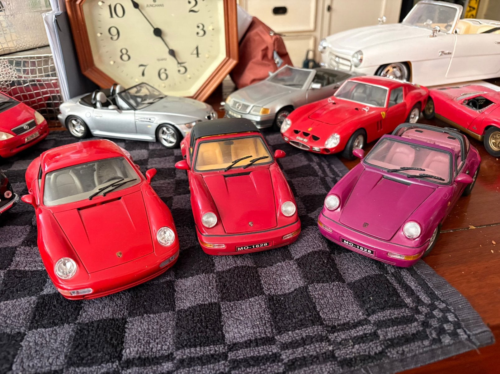 3 x Porsche.  Burago en 2x. ANSON, Ophalen of Verzenden, Zo goed als nieuw, Bburago