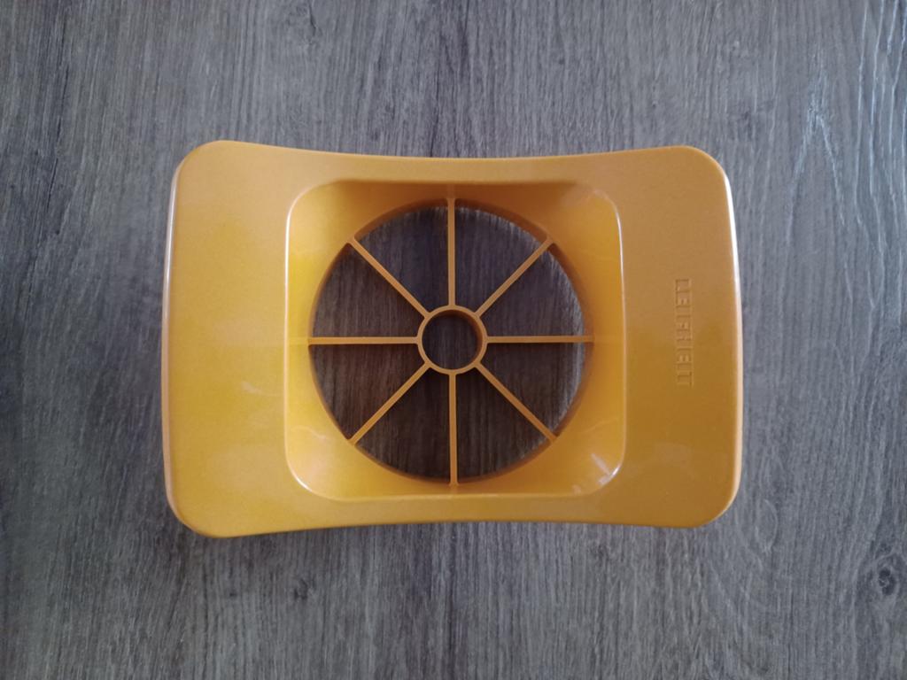 Handige ananassnijder - snel en eenvoudig ananas snijden, Ophalen of Verzenden, Zo goed als nieuw