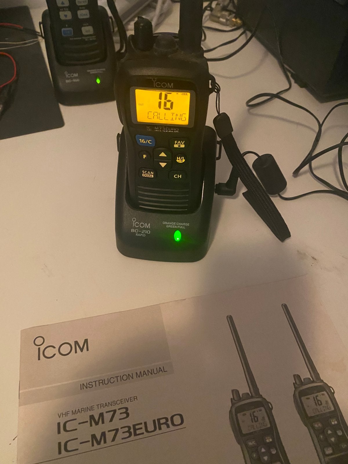 Te koop Icom M73 marifoon., Ophalen of Verzenden, Gebruikt, Communicatie
