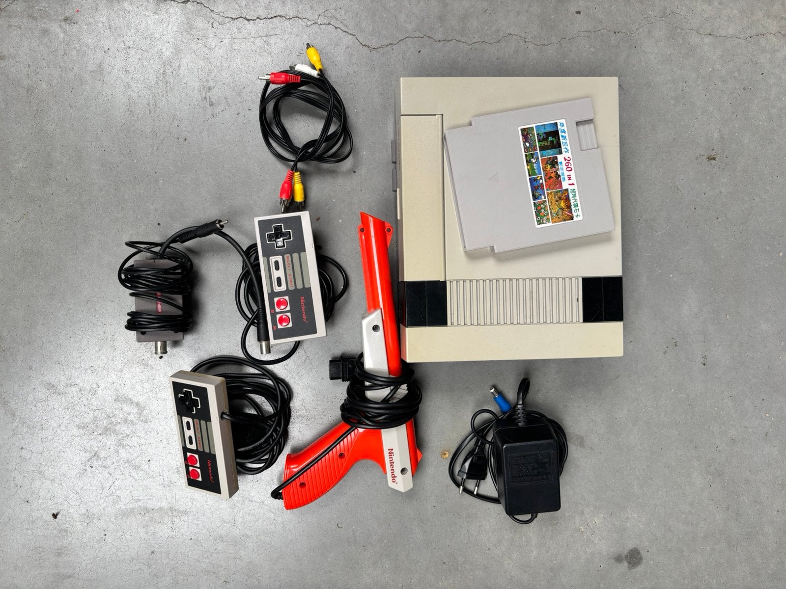 Nintendo met gun, Ophalen, Gebruikt, Met 2 controllers, Met zapper/pistool