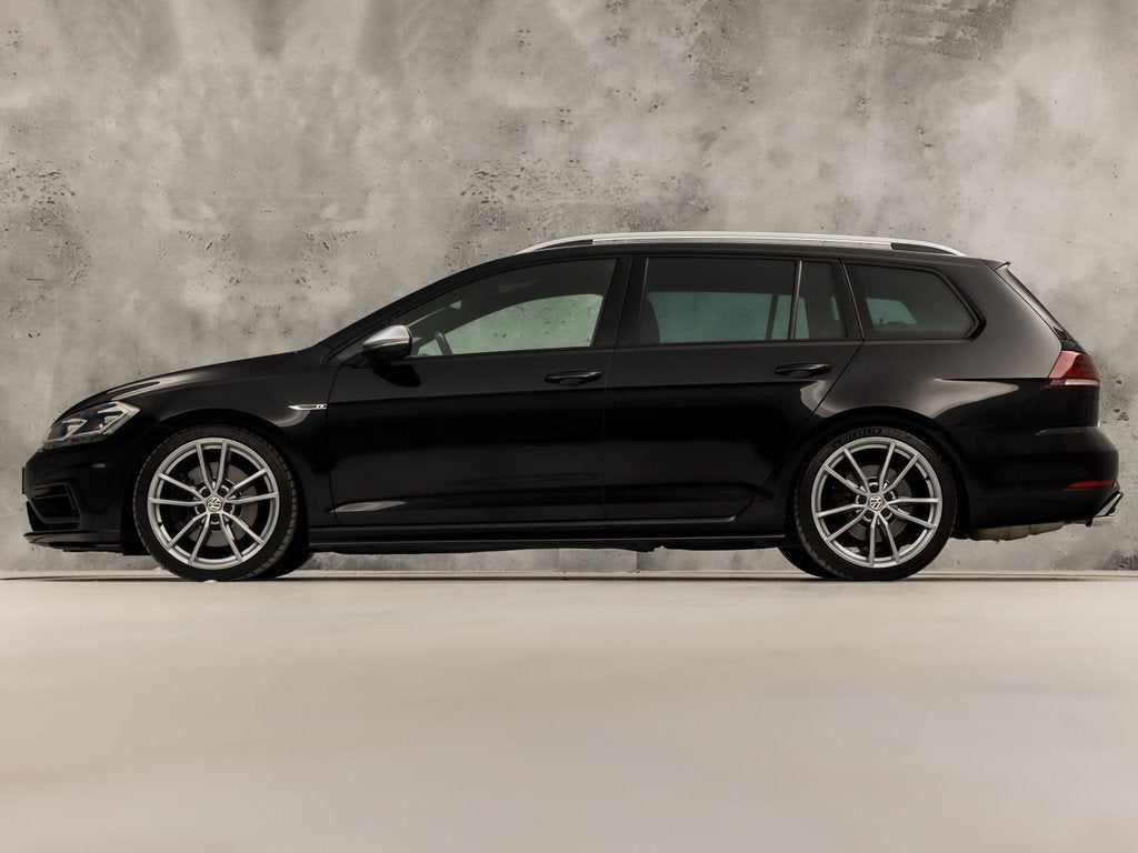 Volkswagen Golf 2.0 TSI 4Motion R 310Pk Automaat (VIRTUAL CO, Auto's, Volkswagen, Automaat, 12 maanden, Gebruikt, Alcantara