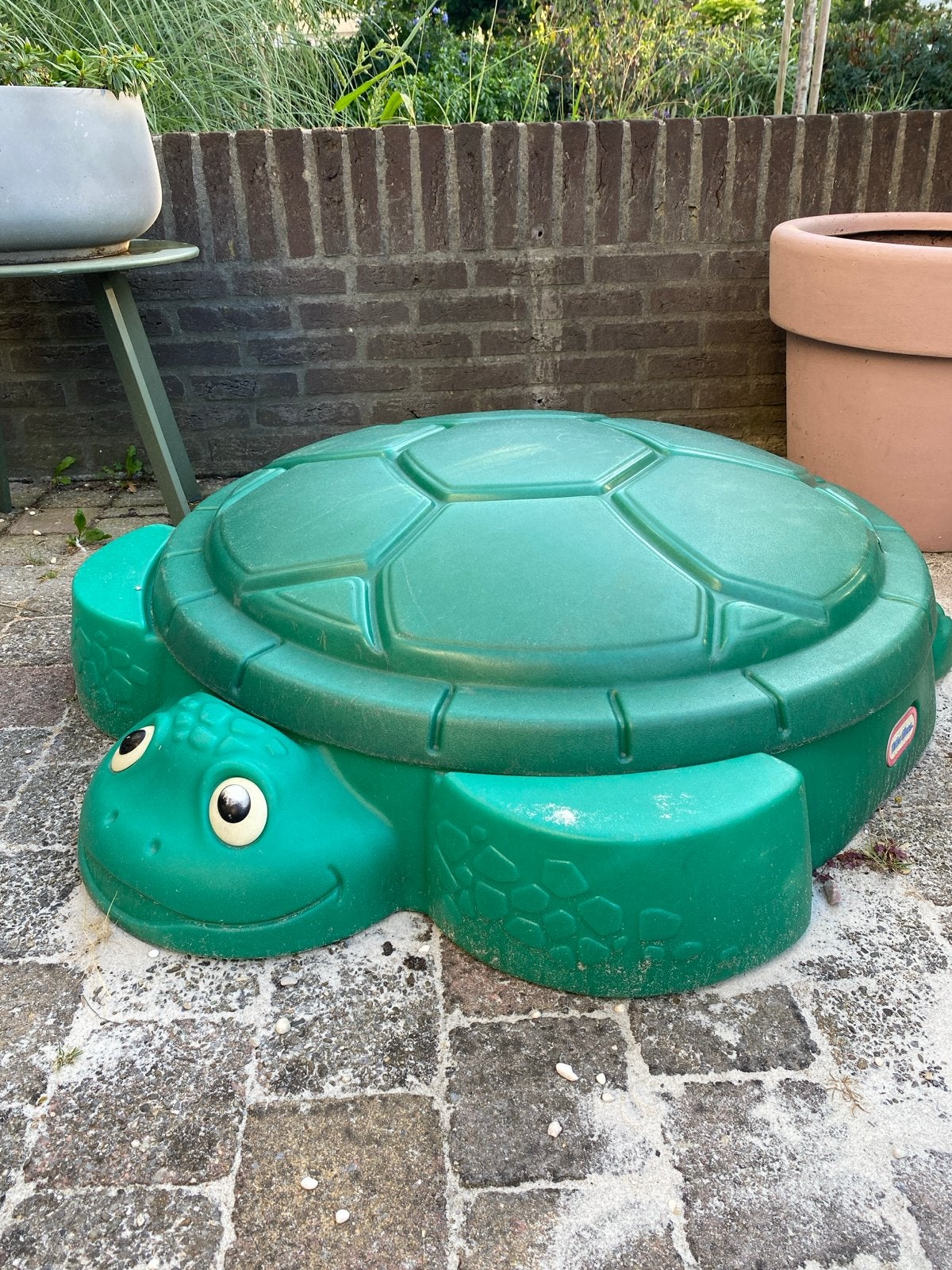 Gratis ophalen: Zandbak in de vorm van een schildpad, Ophalen, Gebruikt