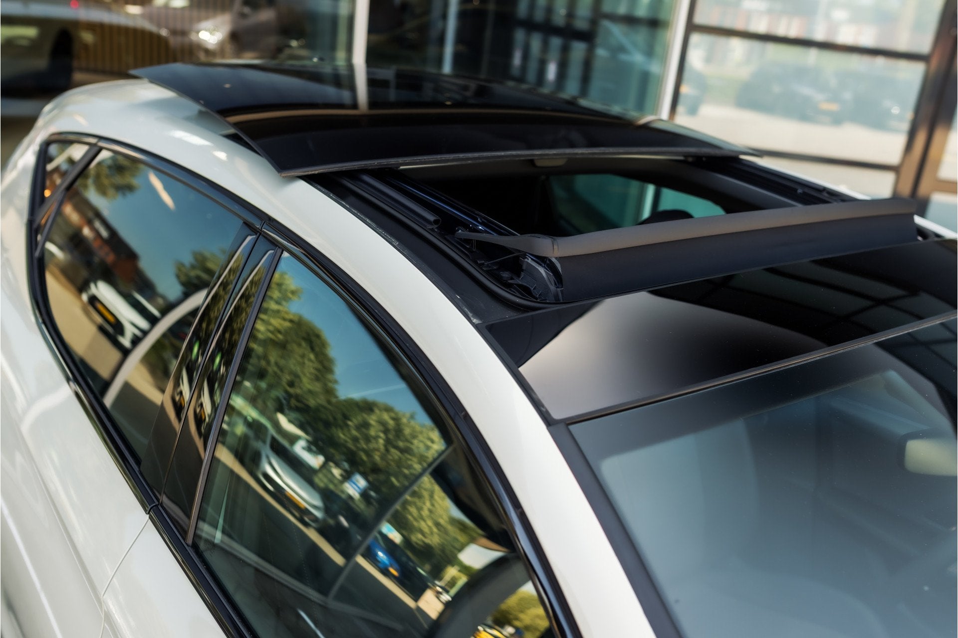 Foto 26 van CUPRA Leon 1.5 TSI e-Hybrid VZ Performance €4500,- voordee