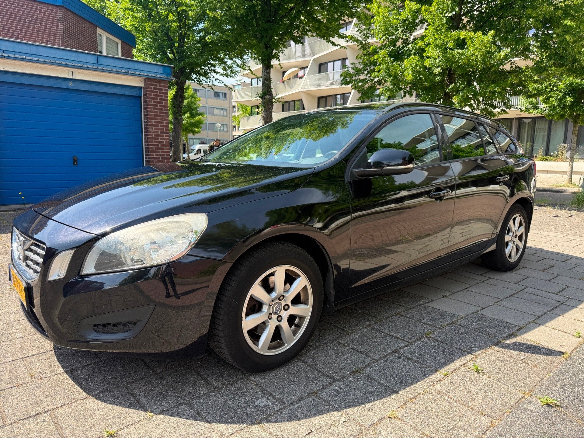 Volvo V60 1.6 D2 Ocean Race Euro 5 Cruise Trekhaak NW APK, Voorwielaandrijving, Euro 5, Stof, Gebruikt