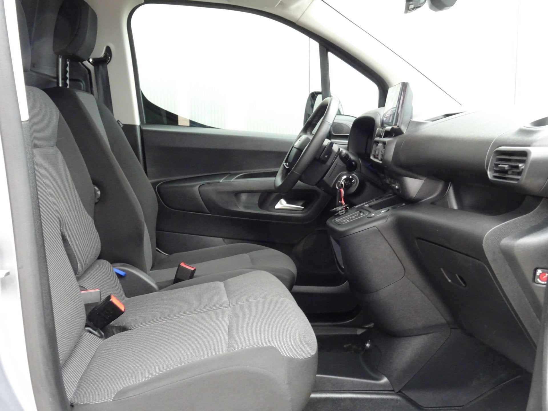 Opel Combo 1.5 BlueHDi 130 S&S L1 * 3 ZITS * LUXE UITVOERING, Auto's, Stof, Gebruikt, Euro 6, 4 cilinders
