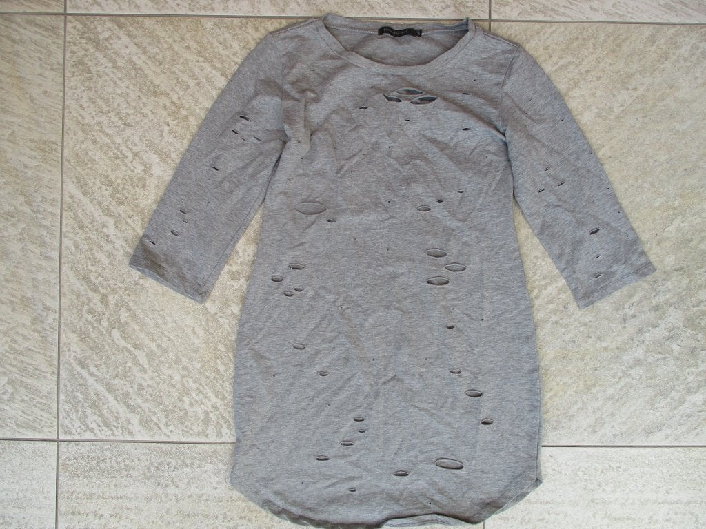 Bisou's Project shirt grijs maat M / L T-shirt, Maat 38/40 (M), Ophalen of Verzenden, Zo goed als nieuw, Korte mouw