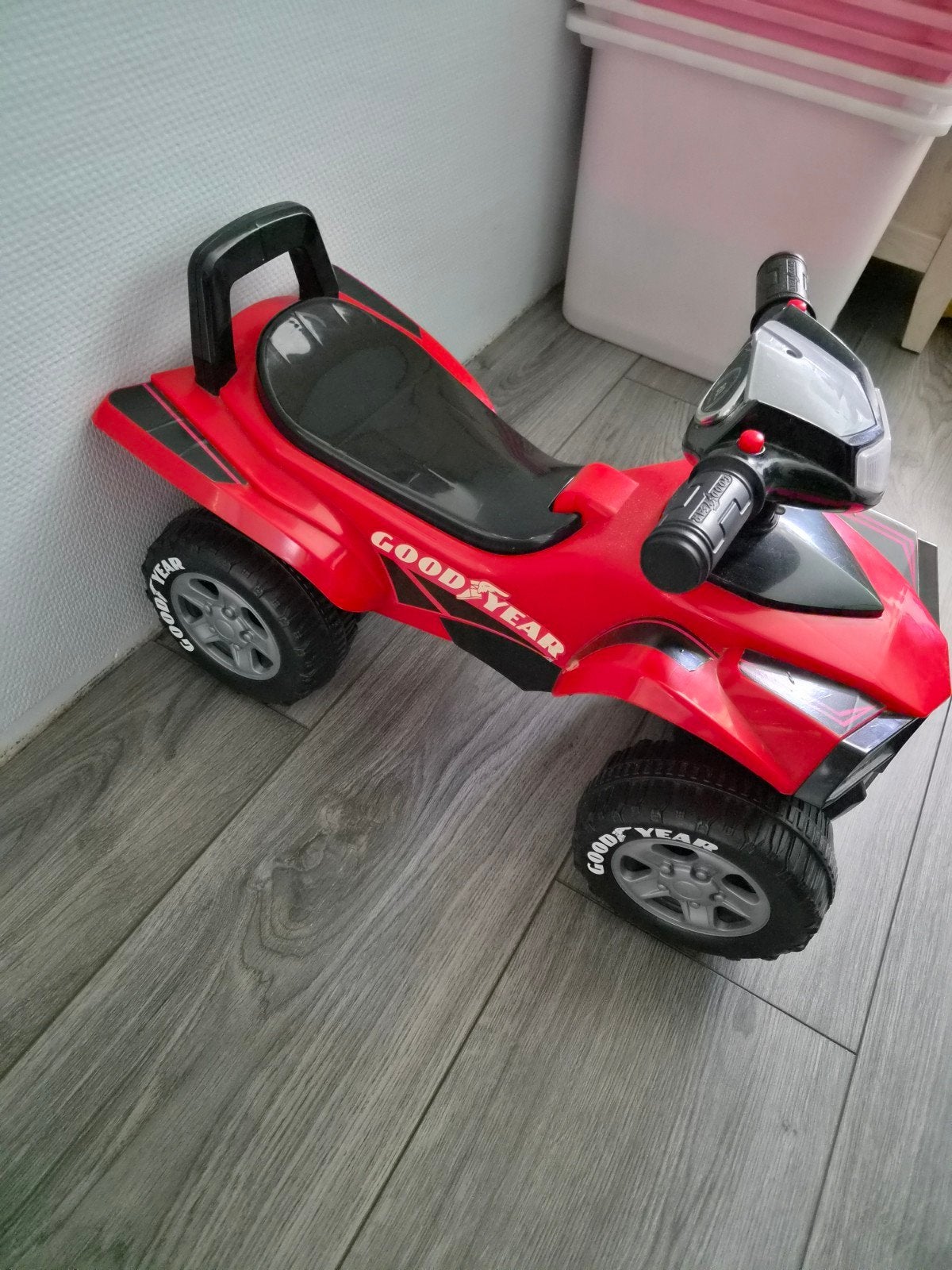 Rode loopauto Goodyear voor kinderen, Ophalen, Gebruikt, Loopvoertuig