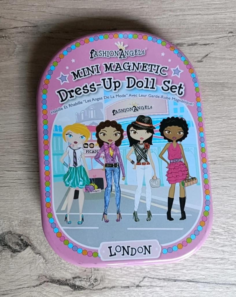 Fashion Angels Mini Magnetic Dress-Up Doll Set London, Verzenden, Overige typen