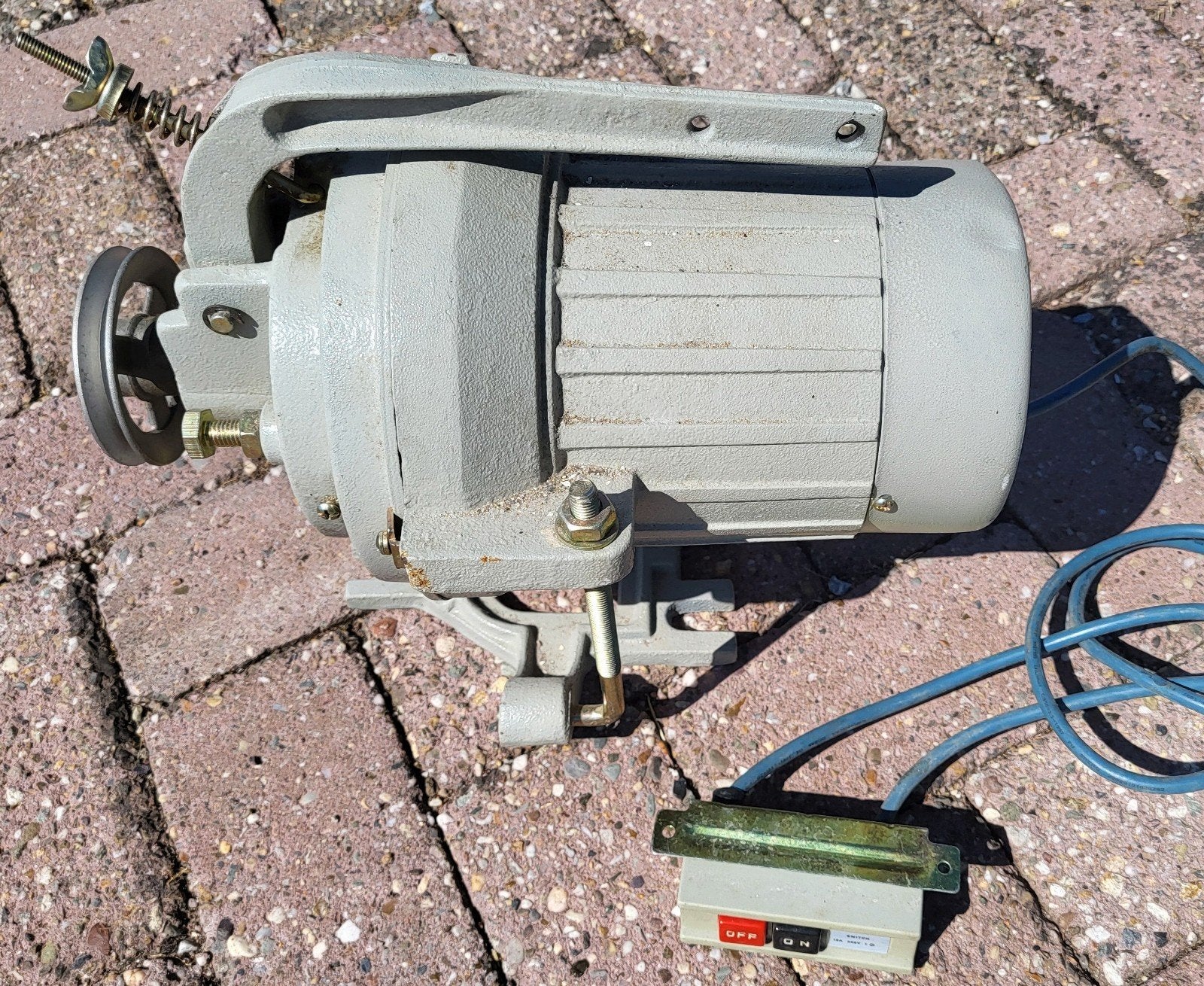 professionele naaimachine motor., Hobby en Vrije tijd, Naaimachines en Toebehoren, Ophalen, Gebruikt, Naaimachine, Overige merken