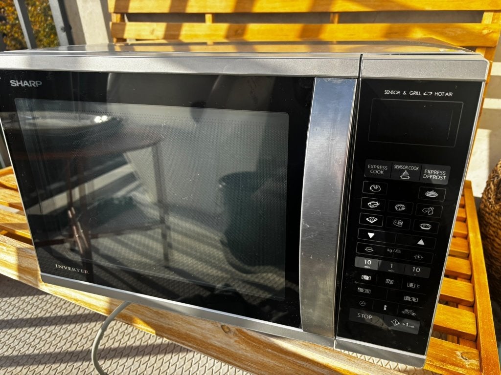 Sharp combimagnetron R-971 (oven+magnetron) inc.2 bakplaten, Ophalen, Minder dan 45 cm, Combi-oven, Draaiplateau