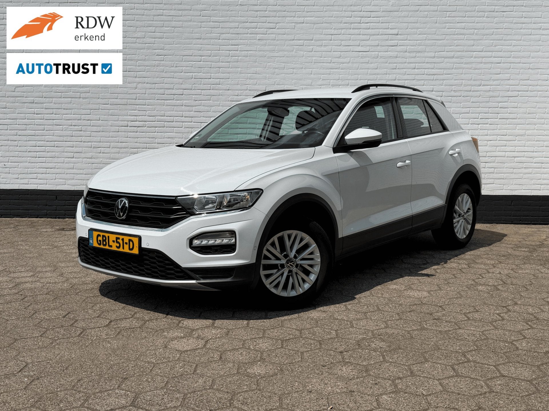 Volkswagen T-ROC 1.0TSI Style Business ACC l VIRTUAL l TOPST, Voorwielaandrijving, Stof, 1194 kg, Wit