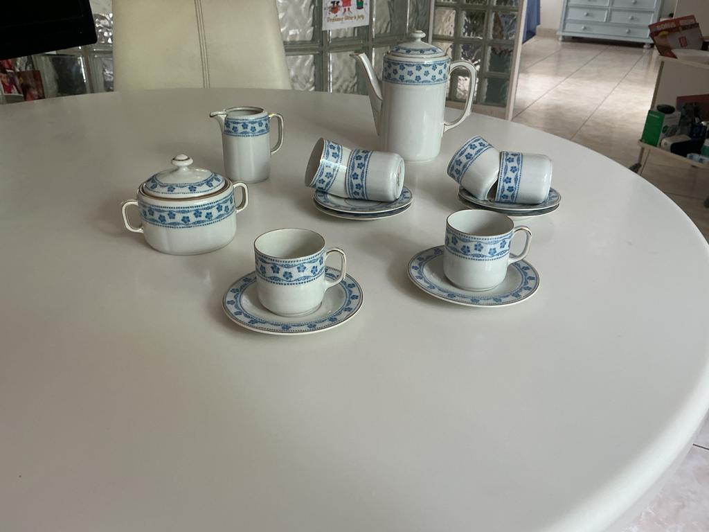 Vintage Fürstenberg Koffieservies - Blauw Bloemenpatroon, Antiek en Kunst, Antiek | Servies compleet, Ophalen of Verzenden