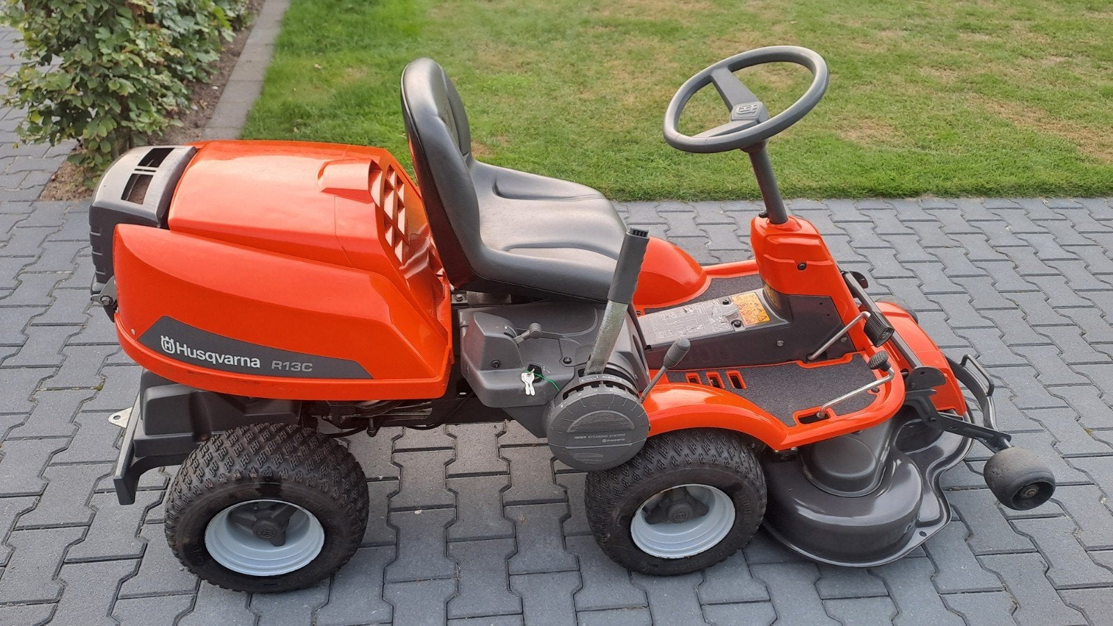 Husqvarna Rider R13C Hydrostaat  nieuw maaidek, Ophalen, Husquarna