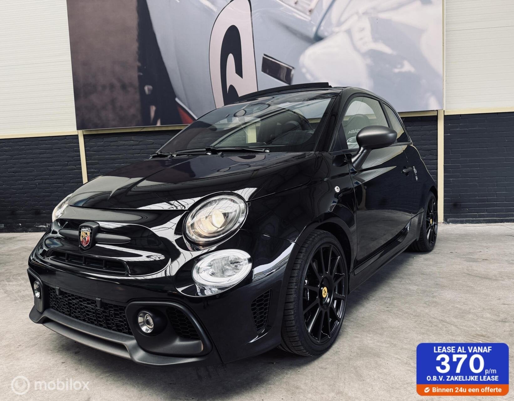 Fiat 500 C Abarth 595 70th Anniversary|BEATS|ALS NIEUW|, Voorwielaandrijving, Zwart, 4 cilinders, Cabriolet