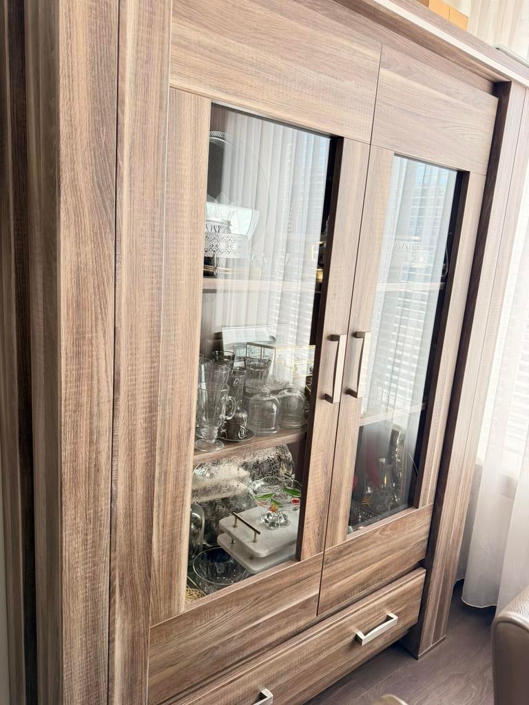 Woonkamerset dressoir, salontafel, eettafel  en vitrine, Ophalen of Verzenden, Zo goed als nieuw, 25 tot 50 cm, Minder dan 100 cm