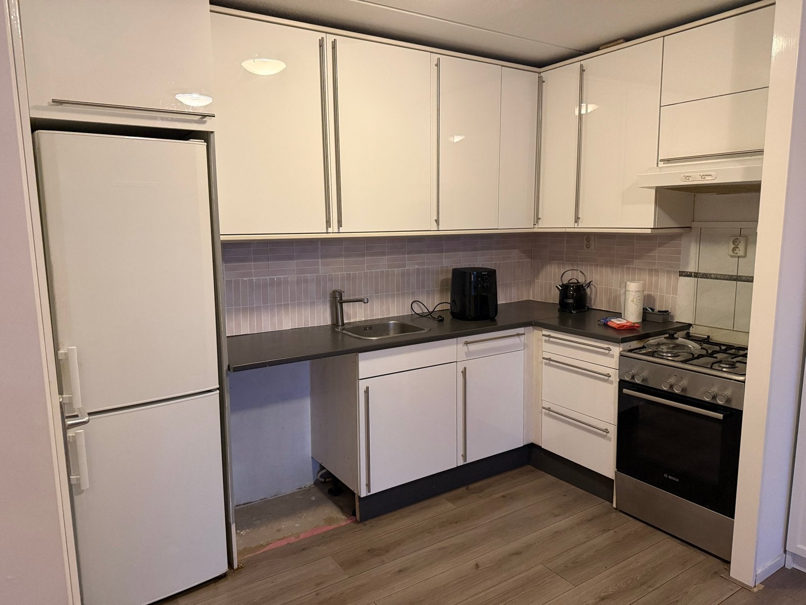 Complete keuken zonder apparatuur, Huis en Inrichting, Ophalen, Overige materialen, Wit, Hoekkeuken