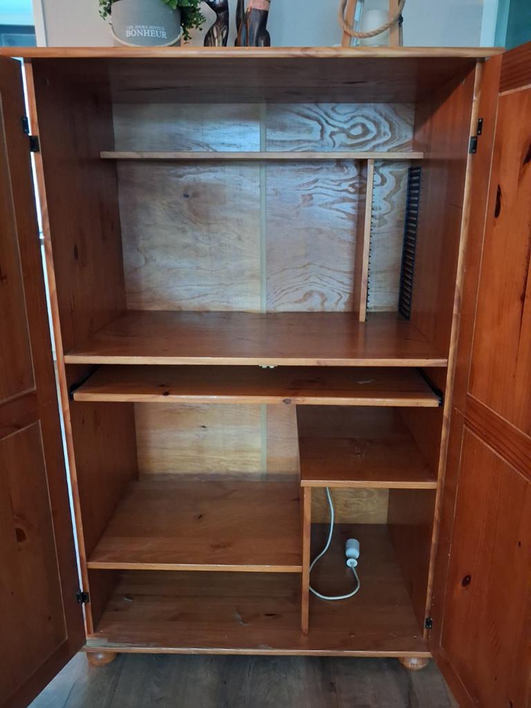 Massief houten computerkast., Gebruikt, Klassiek, functioneel, 70 tot 120 cm, 120 tot 170 cm