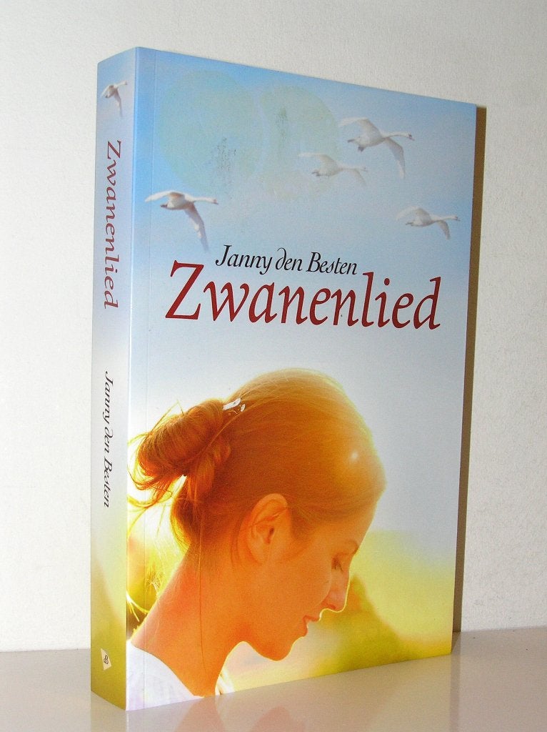 Janny den Besten - Zwanenlied (christelijke roman), Ophalen of Verzenden, Zo goed als nieuw