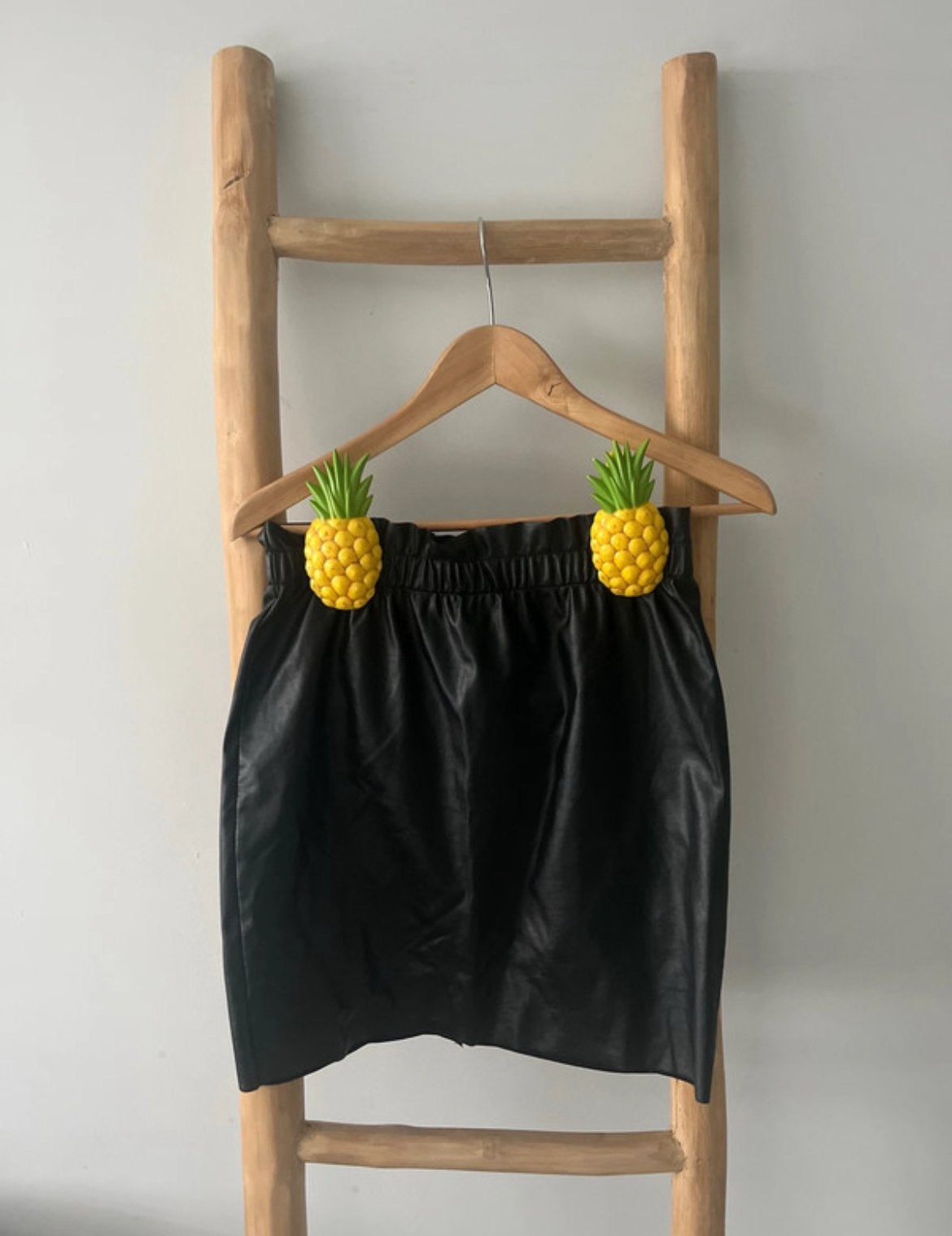 Zwart leren rokje, Kleding | Dames, Rokken, Maat 38/40 (M), Zwart, Ophalen of Verzenden, Zo goed als nieuw