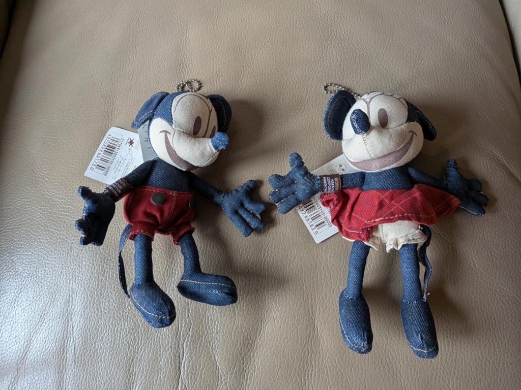 Disney Mickey & Minnie Mouse sleutelhanger spijkerstof, Ophalen of Verzenden, Mickey Mouse, Nieuw, Overige typen