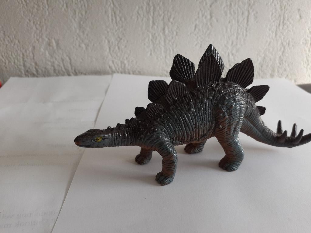 Stegosaurus 15 cm dierfiguur (geen Schleich), Verzamelen, Dierenverzamelingen, Ophalen of Verzenden, Gebruikt, Overige soorten