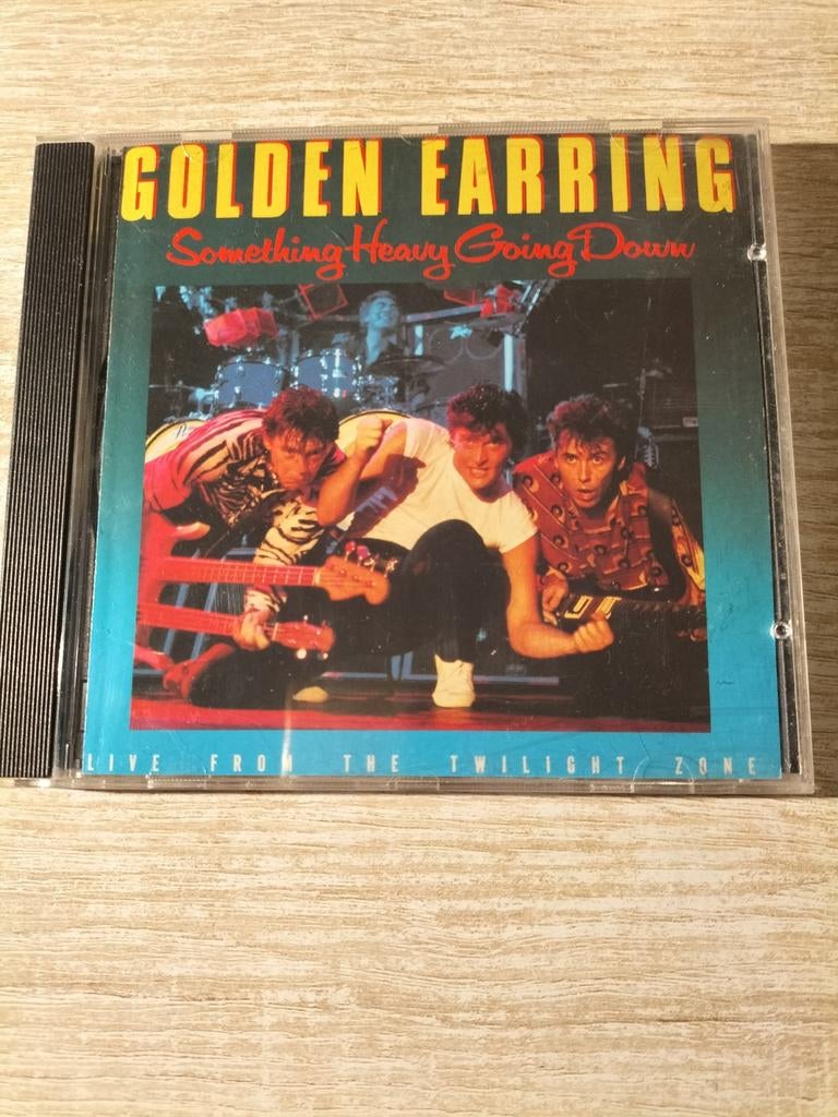 Golden Earring - something heavy going down, Ophalen of Verzenden