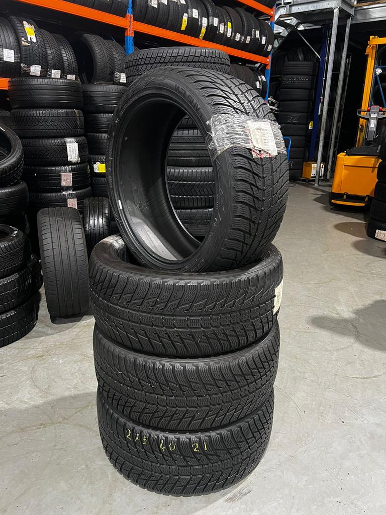 Nokian Winterbanden 275-40-21 Ruim 7mm! Top staat, Gebruikt, 275 mm, Band(en), Personenwagen