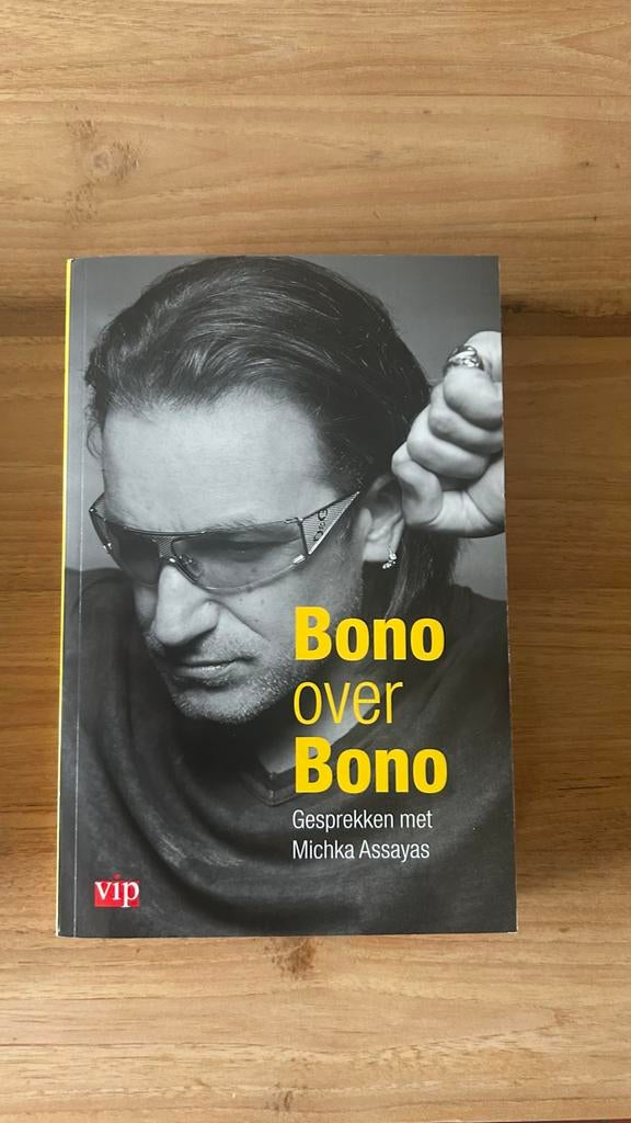U2 Bono over Bono, Ophalen of Verzenden, Zo goed als nieuw, Artiest