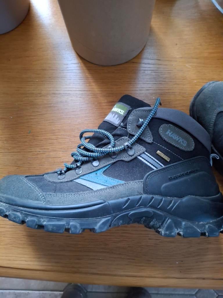 €20,00 Bijna nieuw Hawks Wandel/bergschoenen mt 45, Ophalen, Zo goed als nieuw, Schoenen