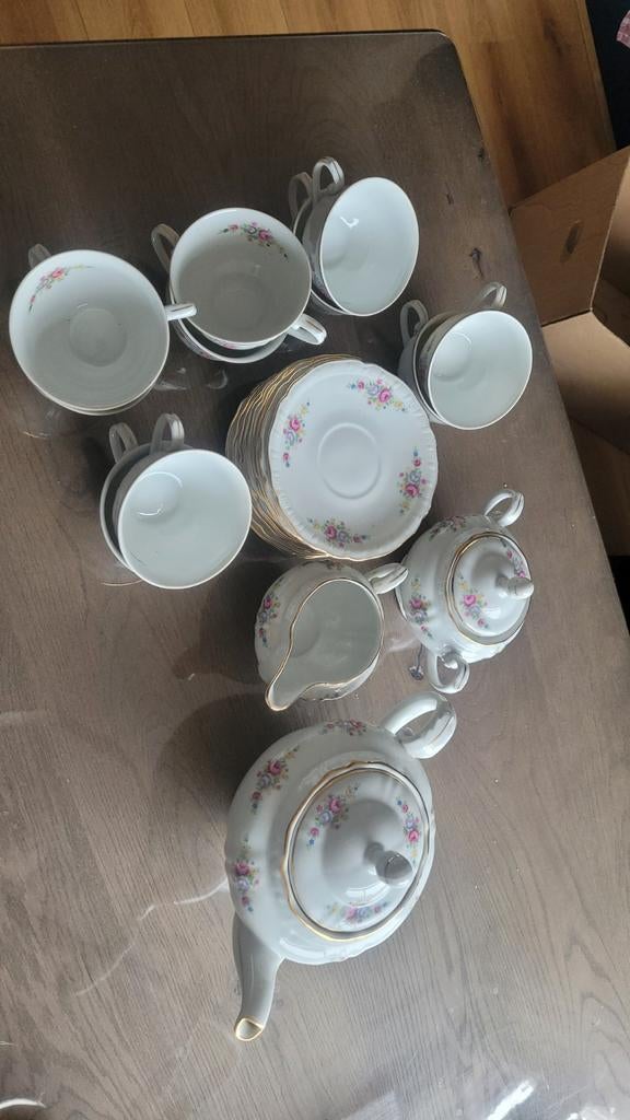 Mvs kroon theeservies  made in czechoslovakia, Ophalen of Verzenden