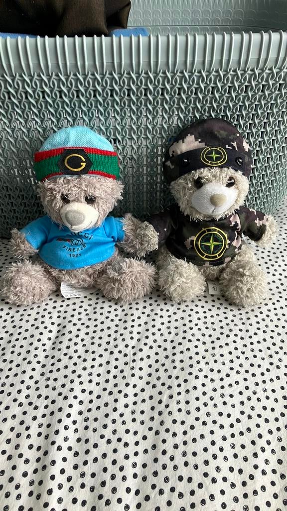 Kleine Gucci en Stone Island beertjes, Ophalen of Verzenden, Zo goed als nieuw, Overige typen