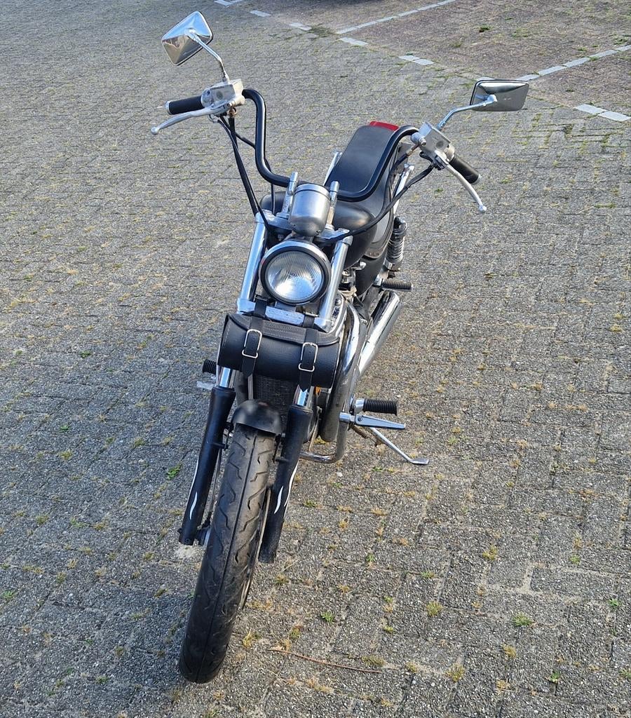 Suzuki Intruder vs700 1986, Particulier