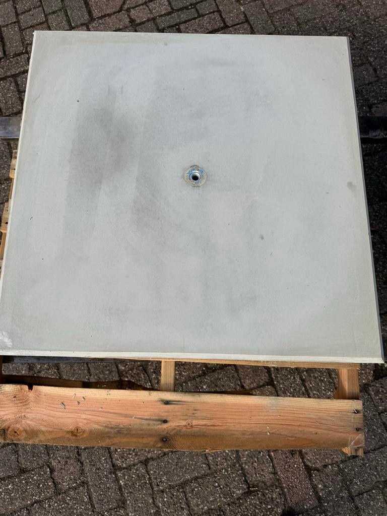 Beton funderingsblok, betonblokken, betonnen poeren, Ophalen, Nieuw, Cunerweg 266, Info@koningbeton.nl