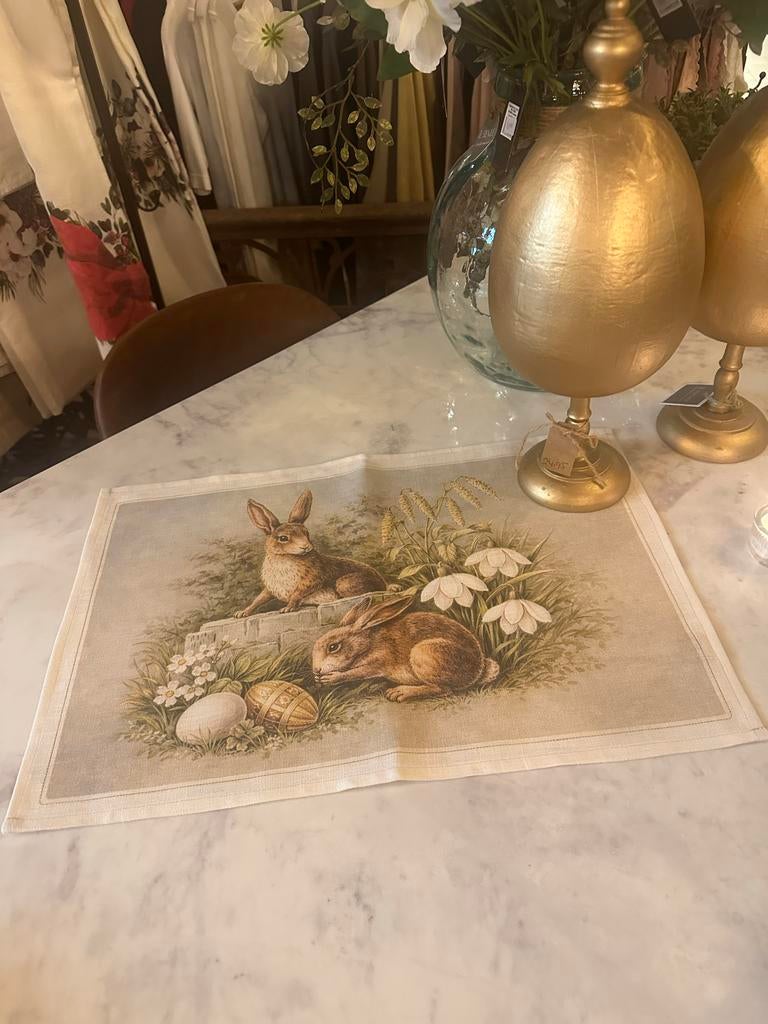 Paastafel Kleden, Lopers & Placemats, Ophalen, Binnen, Nieuw, Info@ilfienile.nl