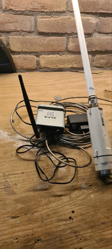 Alfa WiFi Ontvanger - Krachtige Draadloze Verbinding, Computers en Software, WiFi-versterkers, Ophalen of Verzenden, Gebruikt