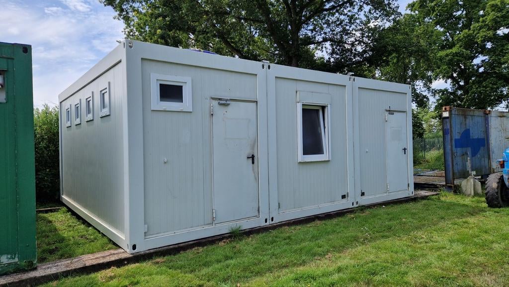 Verkleedruimte / sanitairunit / toiletunit / kantoorunit, Ophalen
