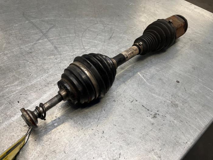 Aandrijfas links-voor van een BMW X1, Gebruikt, -, -, Ophalen of Verzenden