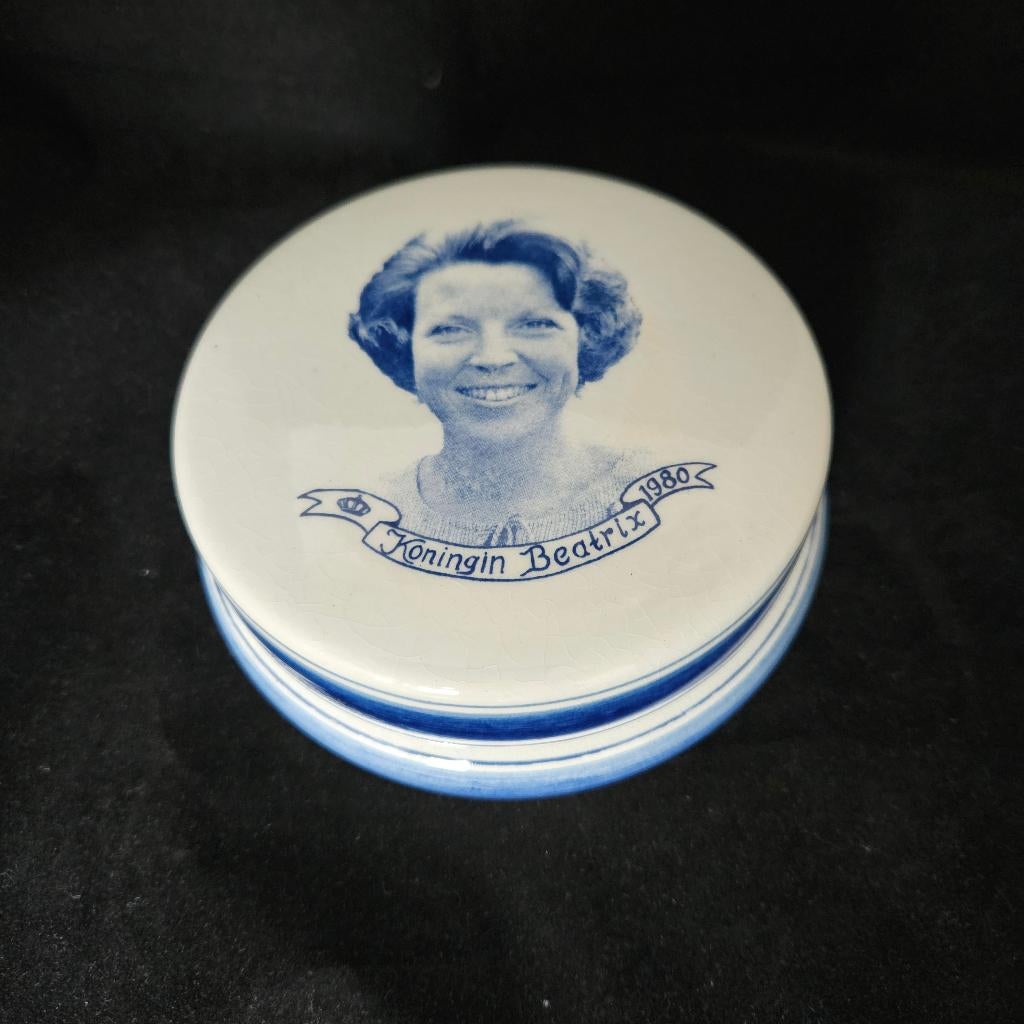 Delfts blauwe bonbonniere Koningin Beatrix 1980, Ophalen of Verzenden