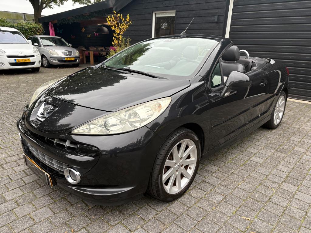 Peugeot 207 CC 1.6 Roland Garros! Verse APK! Handel/Export!, 65 €/maand, 15 km/l, 4 cilinders, Cabriolet