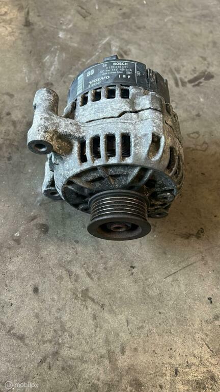 Dynamo Volvo 850 ('91-'96) 9164940, Gebruikt, Ophalen of Verzenden, Volvo, Volvo