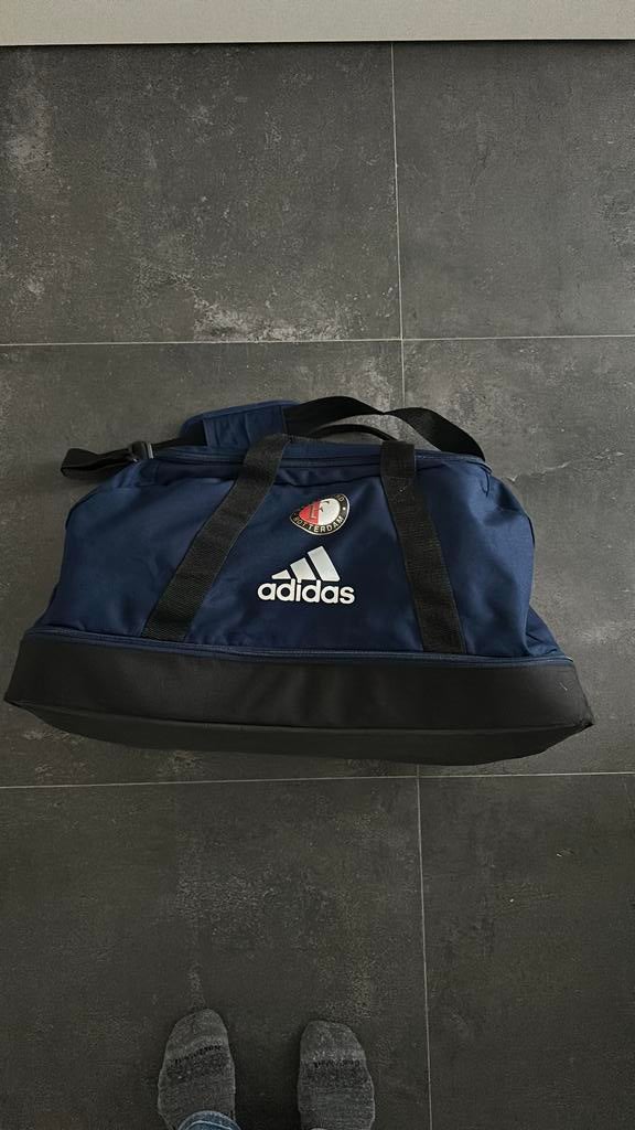 Feyenoord Adidas voetbal tas, Maat XL, Ophalen of Verzenden, Zo goed als nieuw, Overige typen