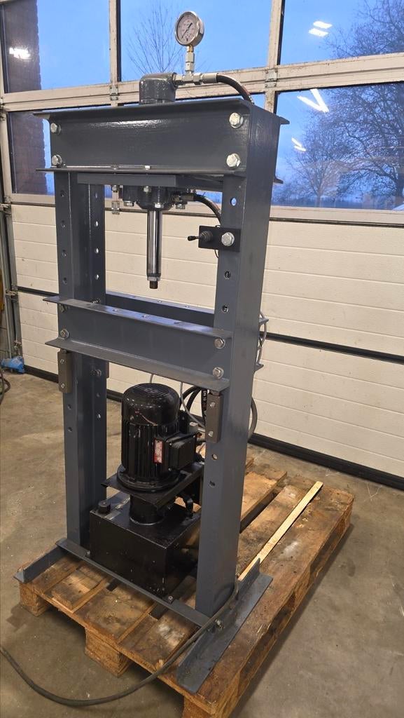 Hydraulische pers werkplaatspers, Doe-het-zelf en Verbouw, Gereedschap | Overige machines, Ophalen of Verzenden, Zo goed als nieuw