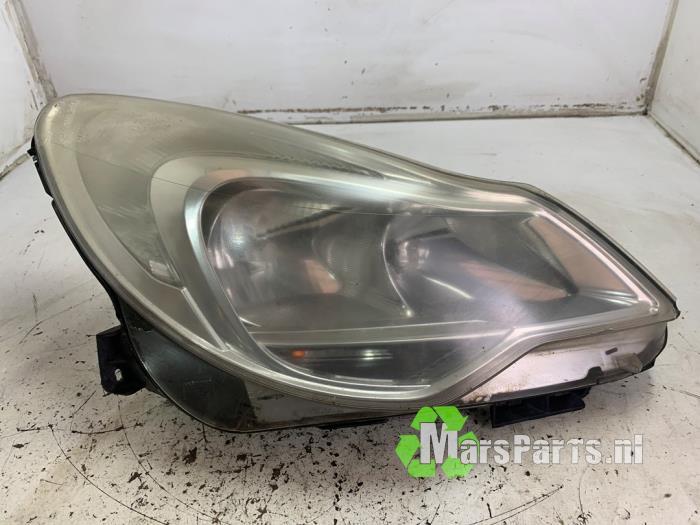 Koplamp rechts van een Opel Corsa, Auto-onderdelen, Verlichting, Opel, Gebruikt, 3 maanden garantie, Ophalen of Verzenden