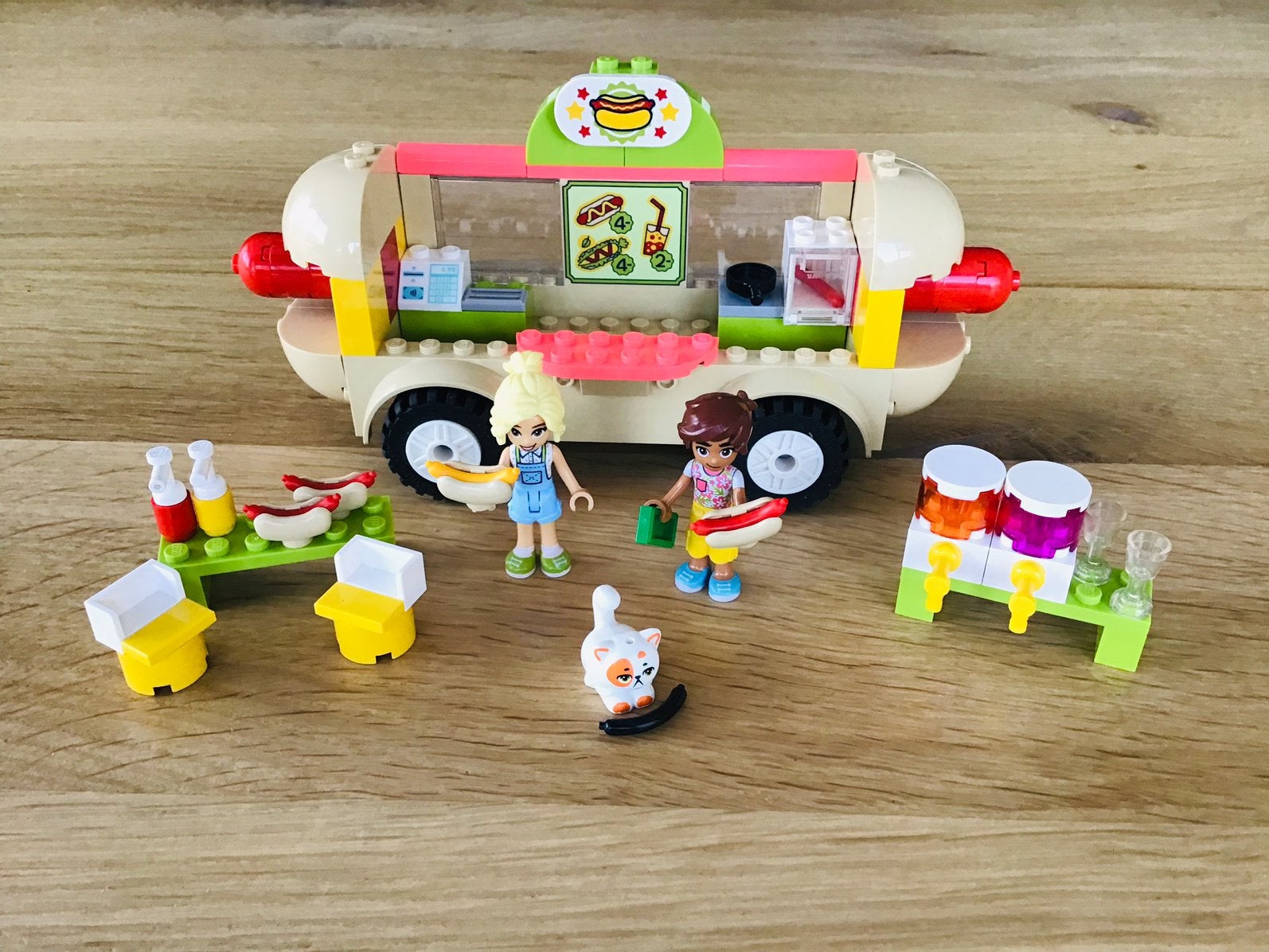 LEGO friends 42633, hot dog food truck, compleet en ZGAN, Lego, Compleet, Friends, Ophalen of Verzenden