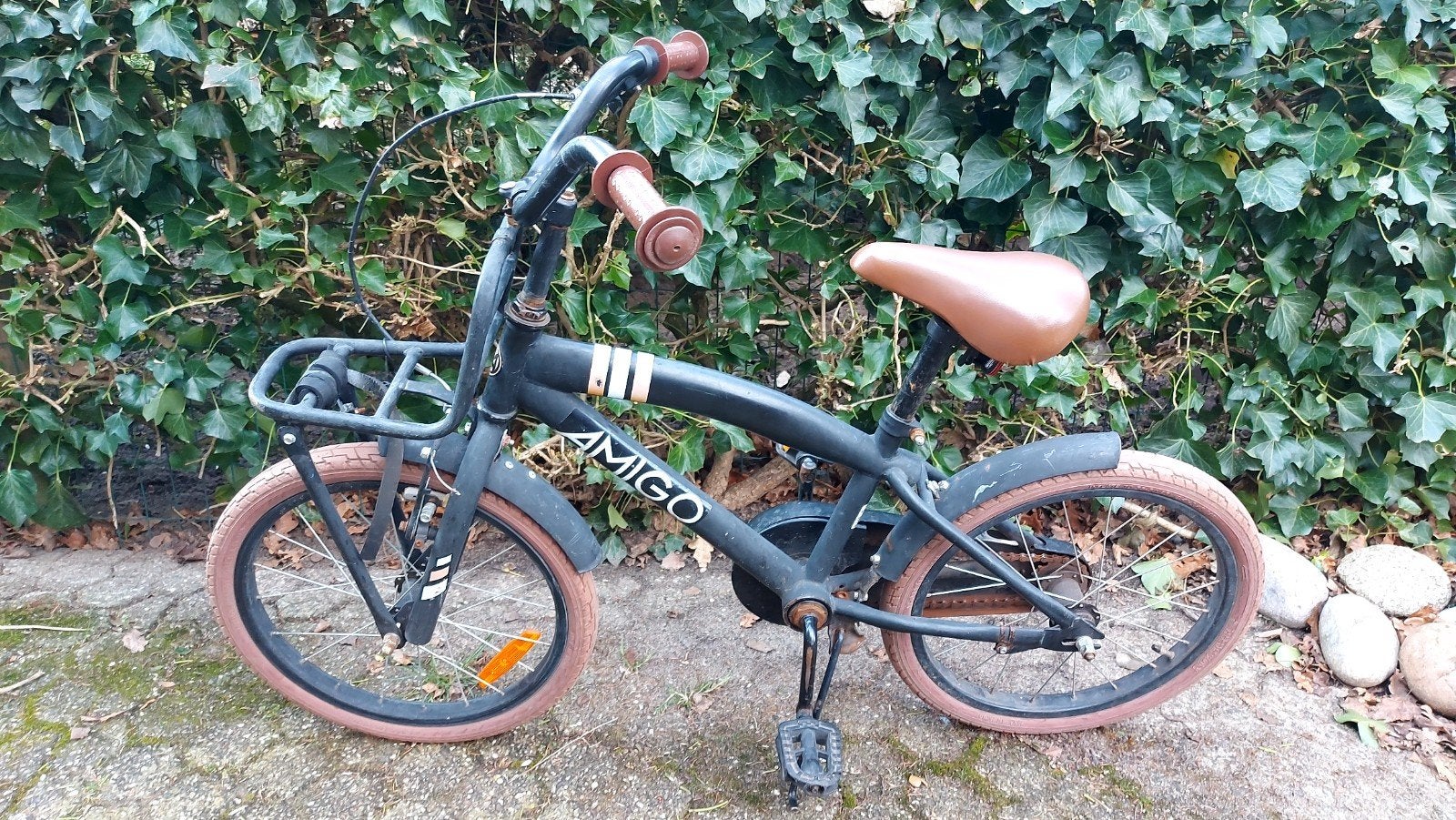 Amigo Kinderfiets 18 inch - Zwart met bruine accenten, Ophalen, Velgrem, Amigo, 16 tot 20 inch