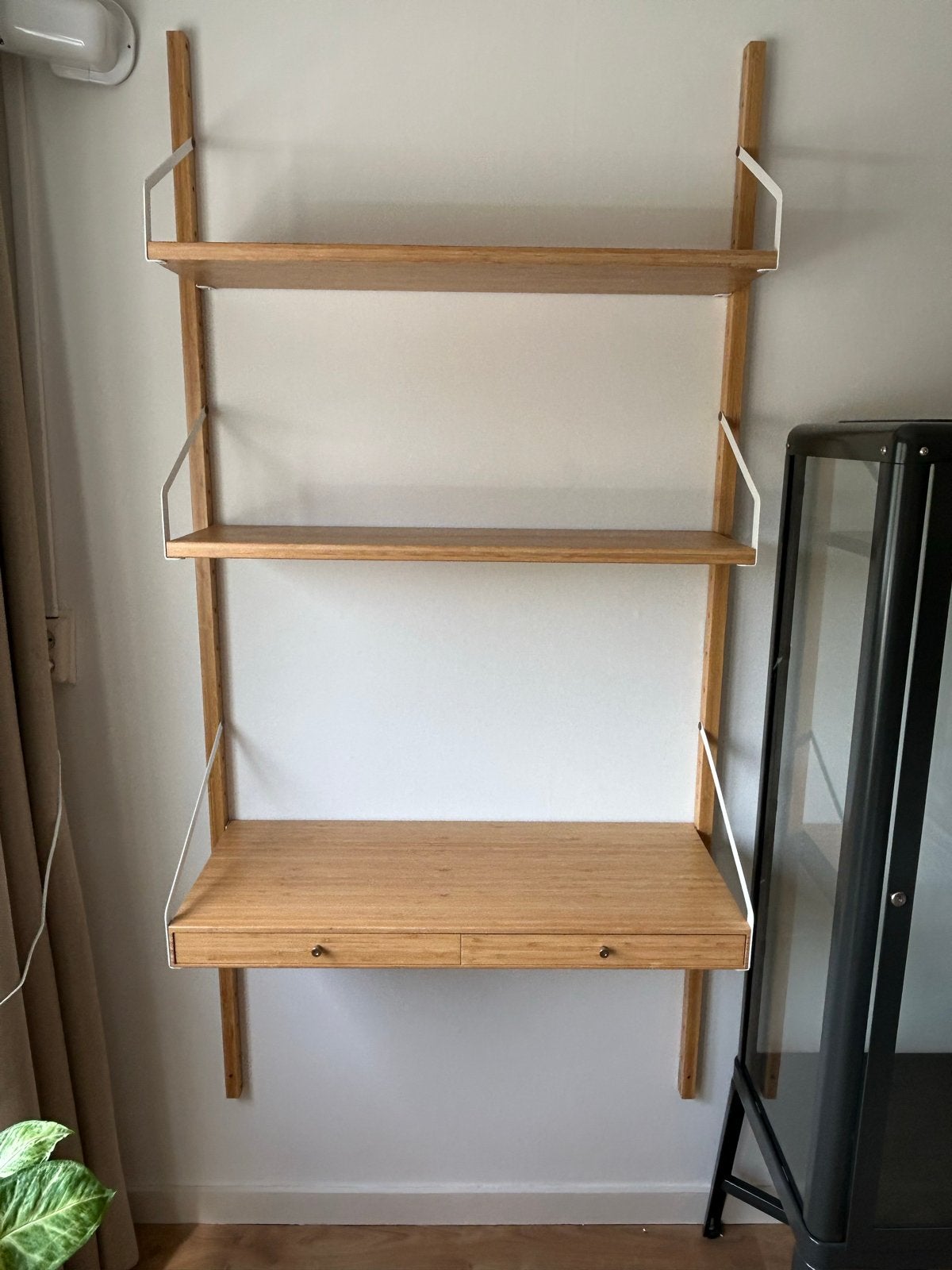 IKEA Svalnäs wandbureau met planken, Ophalen, Opbergruimte, Gebruikt, Scandinavisch