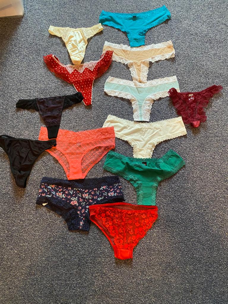 12 damesstrings en slipjes nieuw zie foto, Kleding | Dames, Ophalen of Verzenden, String