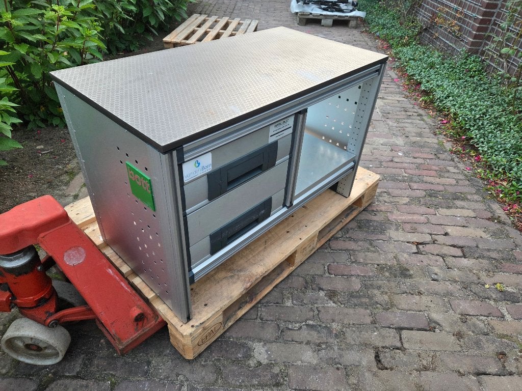 Bott, Bedrijfswagen inrichting. Breed 49 cm Lang 93 cm, Ophalen, Zo goed als nieuw
