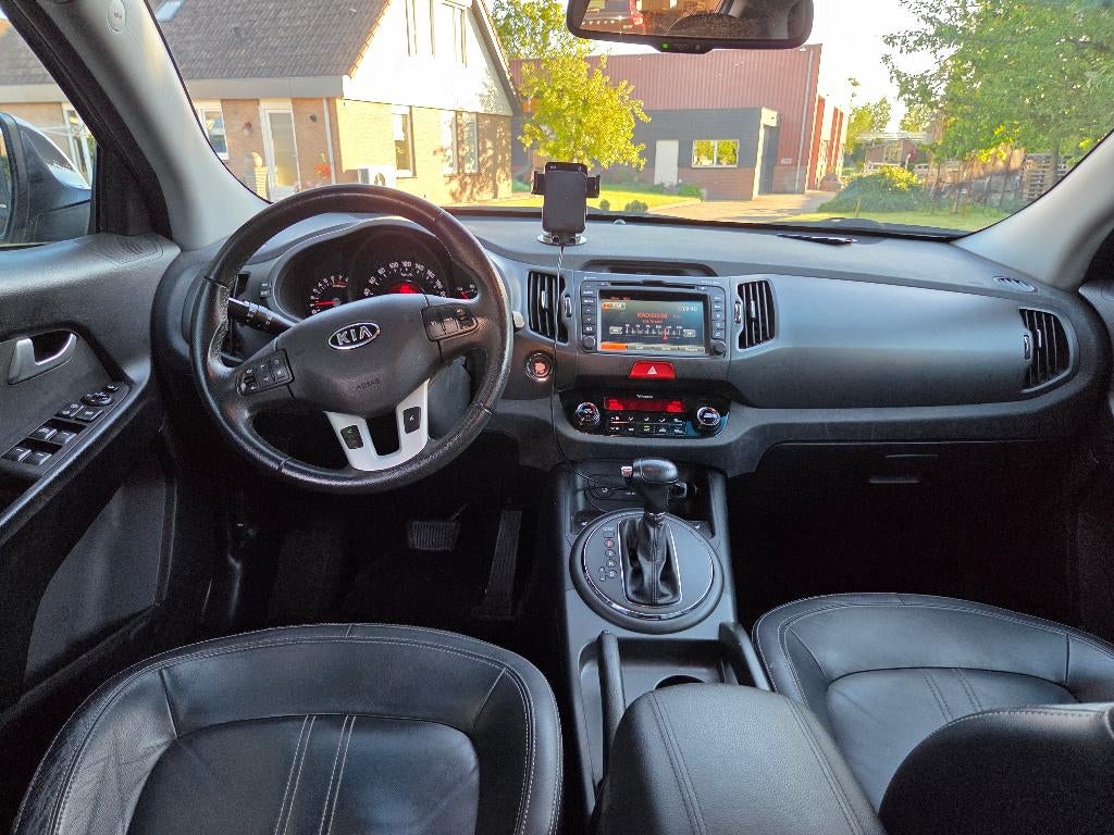 Kia Sportage 2.0 Cvvt 2WD AUT 2010 Grijs, 1998 cc, Zwart, 163 pk, 75 €/maand